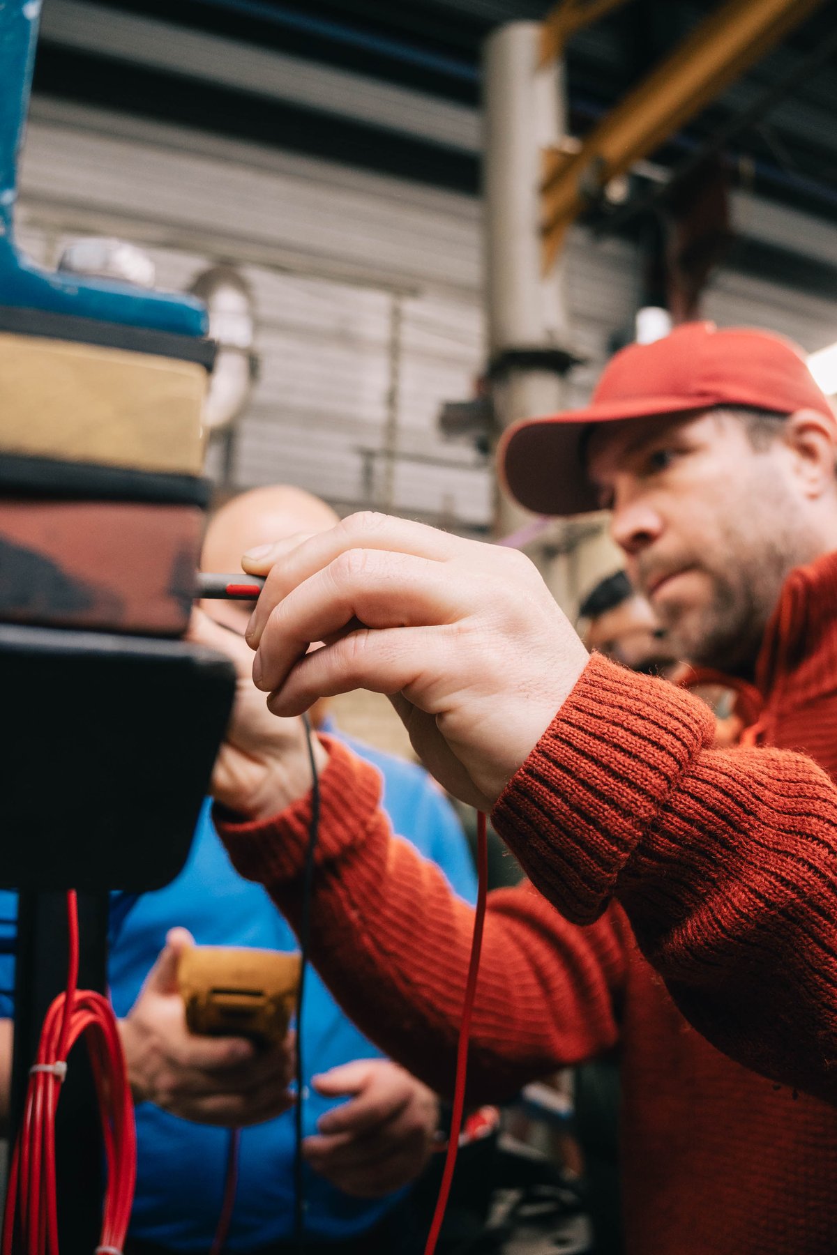 Kristian Skrabaklev with hands on practice on Weka Marines coolers
