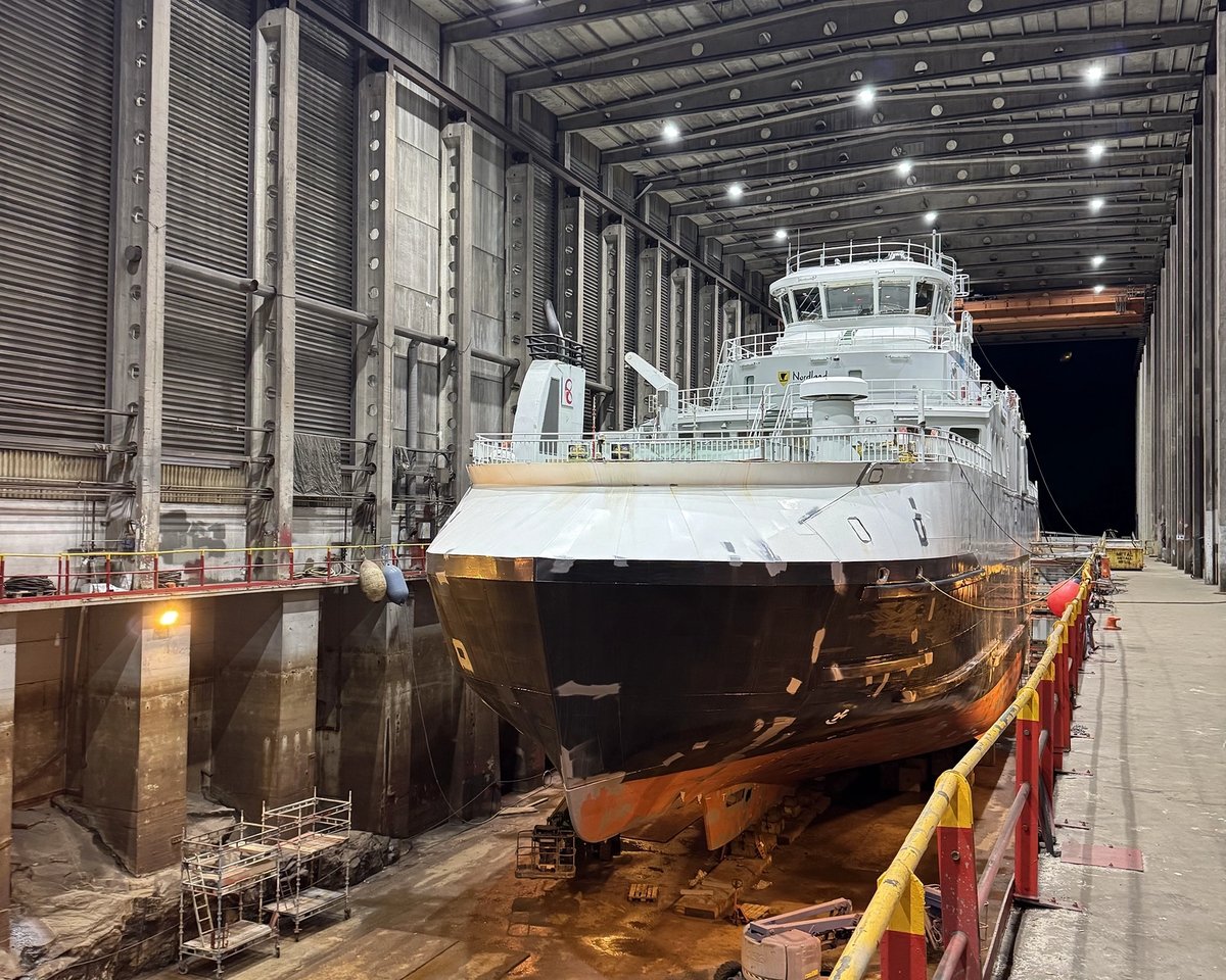 MF Lovund at Tersan Havyard