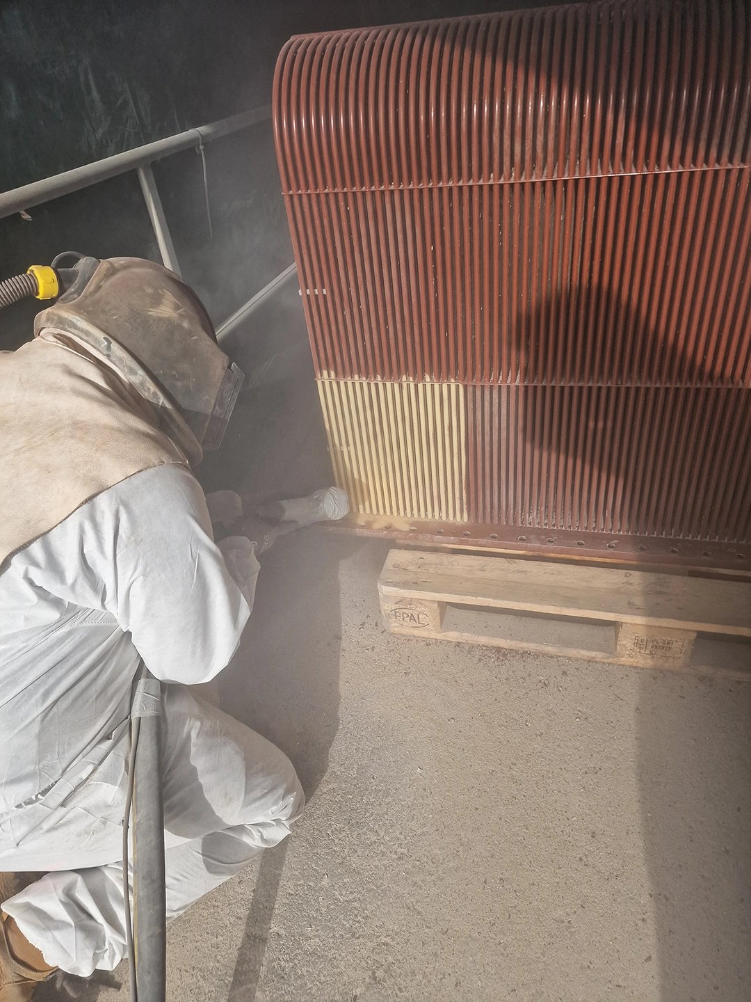 Sandblasting box cooler of MF Lurøy