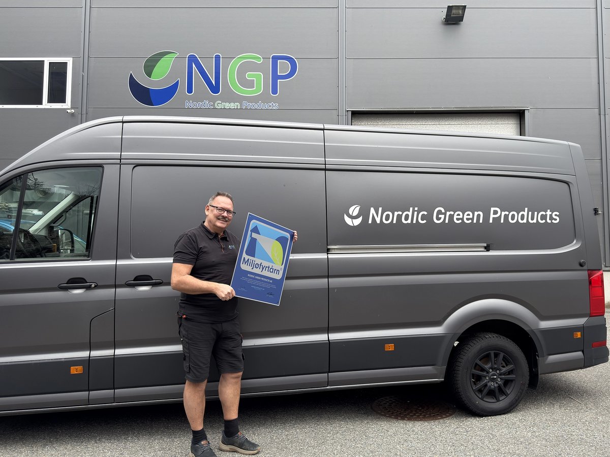 CEO Raymond with Eco-Lighthouse placket